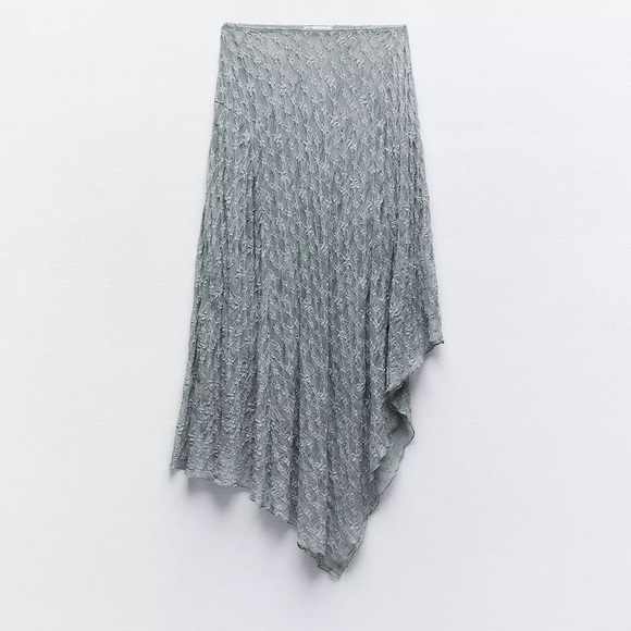 Zara Assorted Selection LIKE NEW - Tops, dresses, skirts - XS-S - Picture 2 of 13